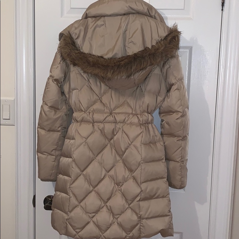 coat - Picture 3 of 3